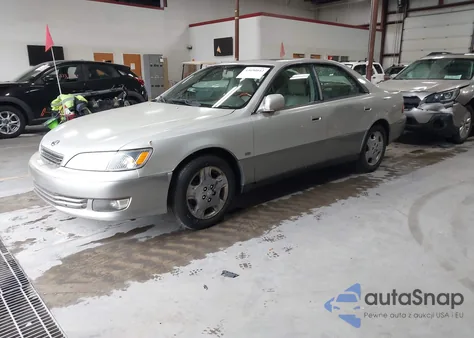 2001 Lexus Es 300 z USA, uszkodzony, nr VIN JT8BF28G910320535